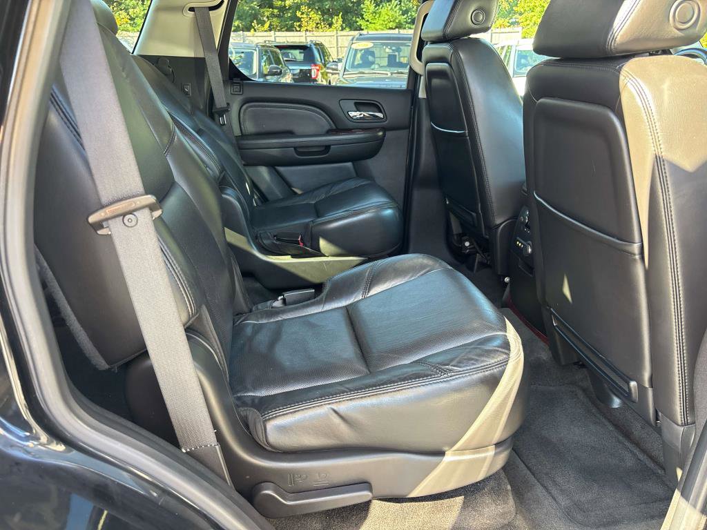 Used 2008 Cadillac Escalade AWD image 15