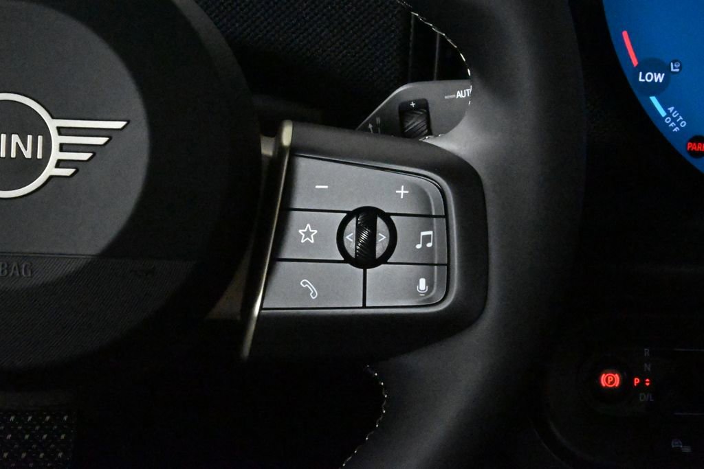 Used 2025 MINI Cooper S image 19