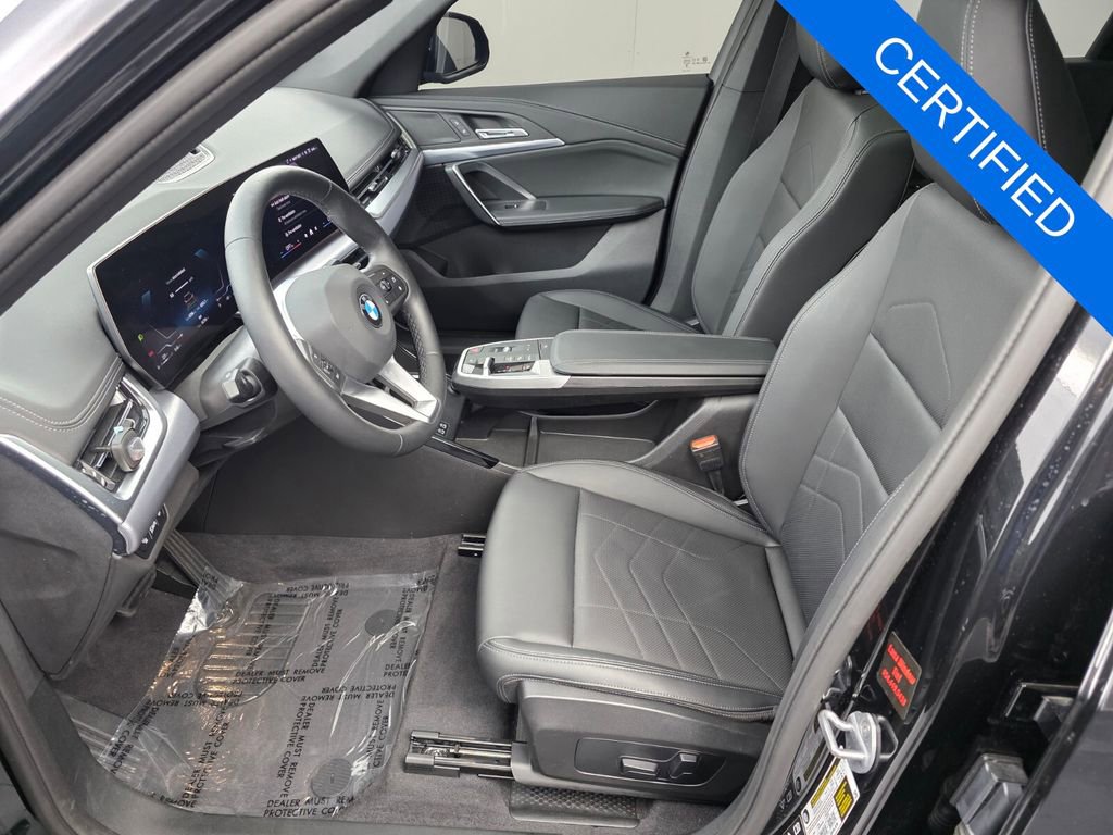 Certified 2025 BMW X1 xDrive28i w/ Convenience Package AWD/4WD image 9