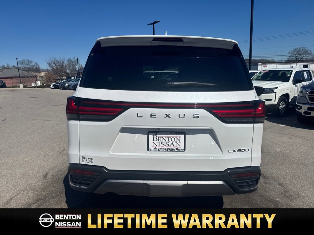Used 2023 Lexus LX 600 4WD w/ Accessory Package (Z1) image 8