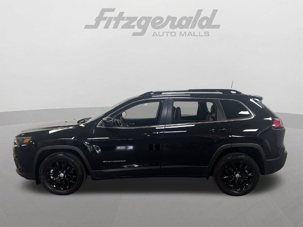 Used 2022 Jeep Cherokee Latitude Lux FWD image 2