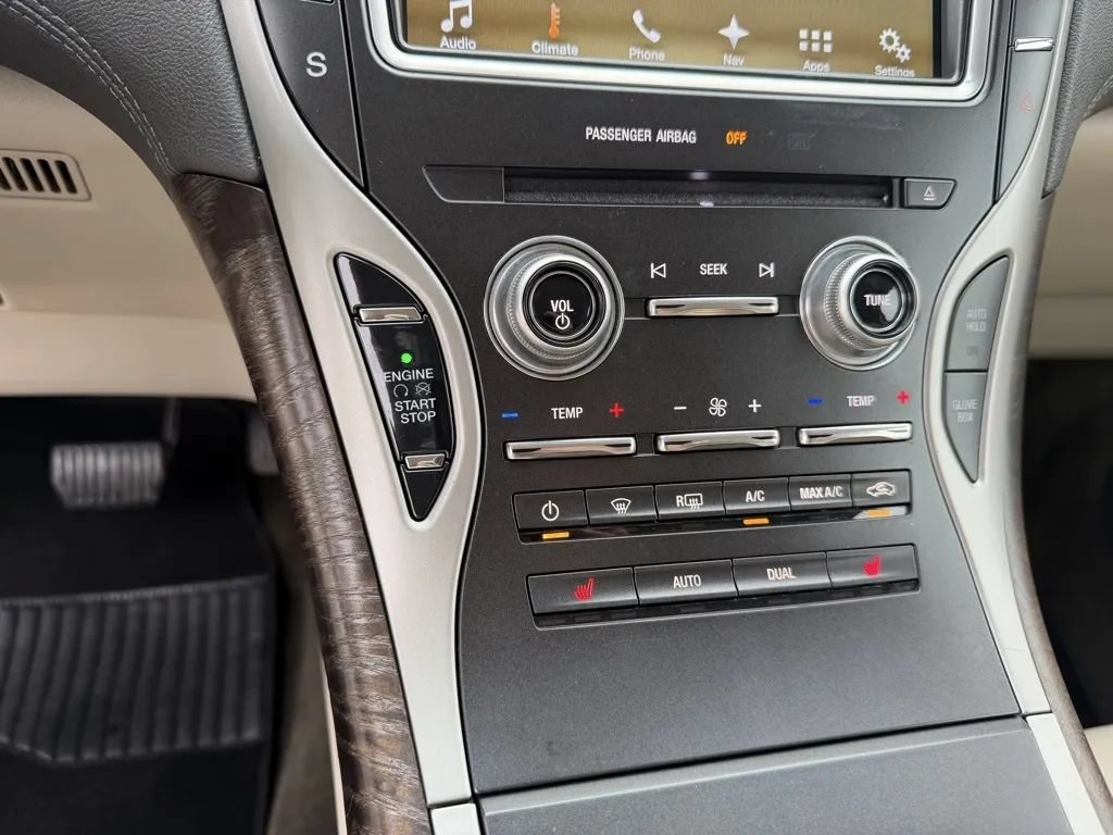 Used 2016 Lincoln MKX Select w/ Select Plus Package FWD image 19
