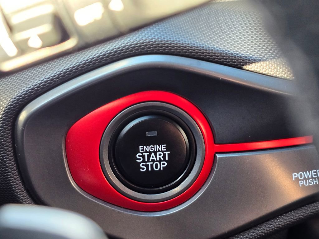 Used 2021 Hyundai Veloster Turbo image 2