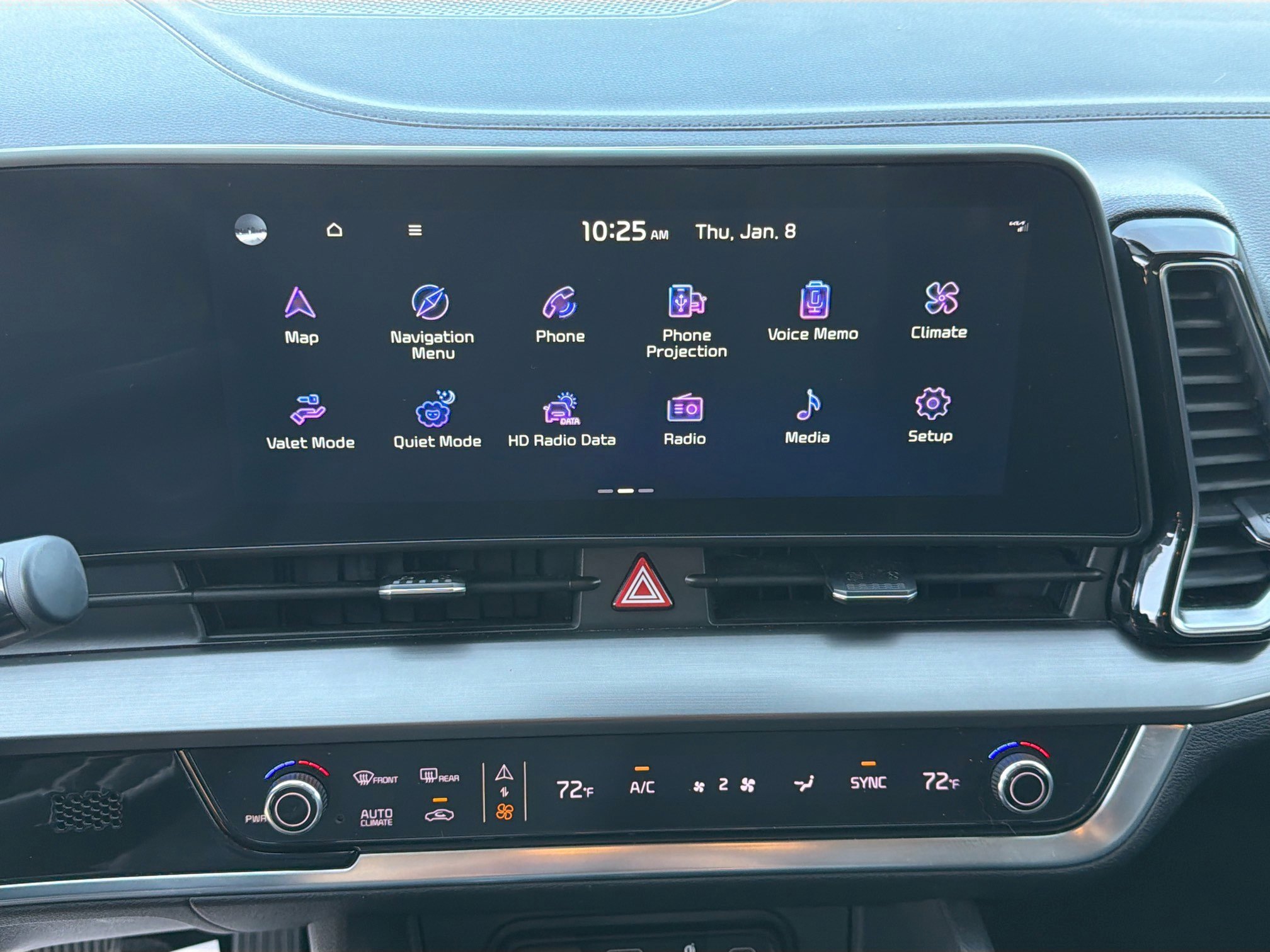 Used 2024 Kia Sportage EX image 28