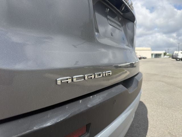 Used 2021 GMC Acadia SLE FWD image 37