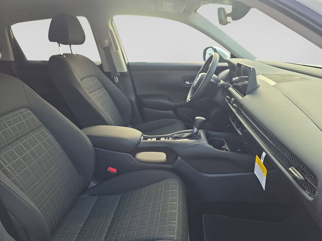 New 2026 Honda HR-V LX image 17