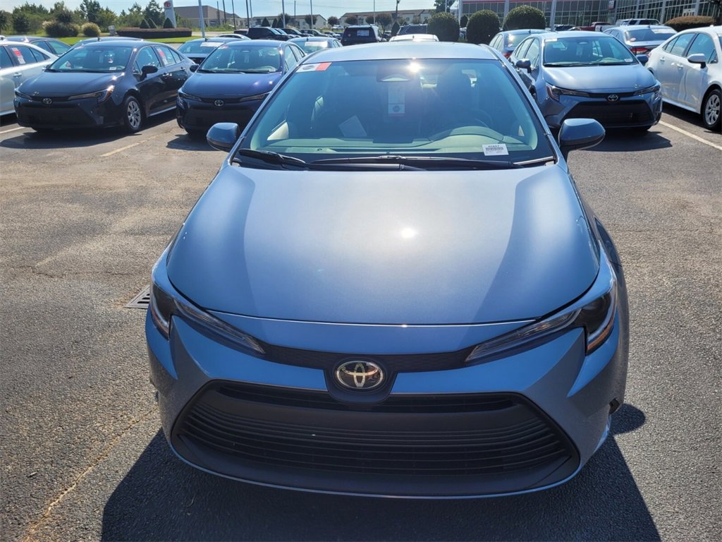 New 2025 Toyota Corolla LE image 4