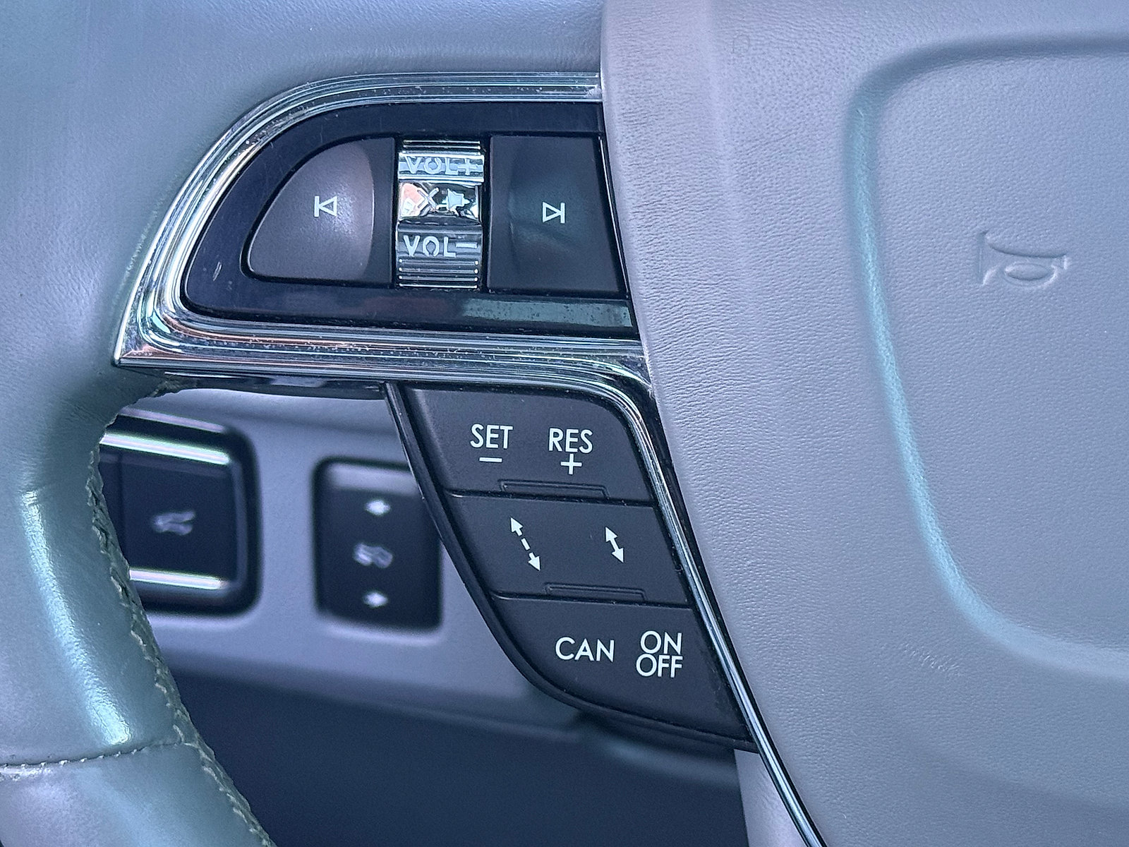 Used 2018 Lincoln Navigator L Reserve w/ Technology Package image 22