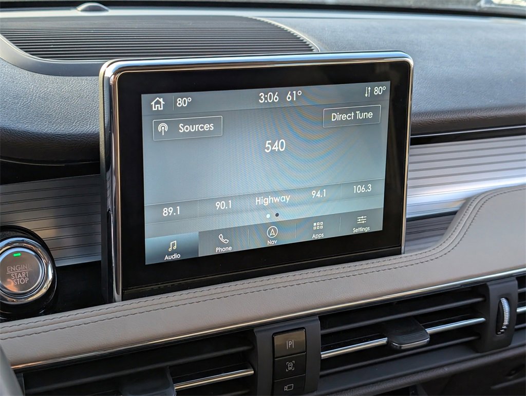 Used 2022 Lincoln Corsair AWD w/ Premium Package image 25