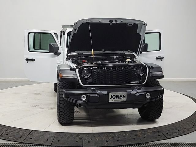 Used 2025 Jeep Wrangler Unlimited Sport AWD/4WD image 10