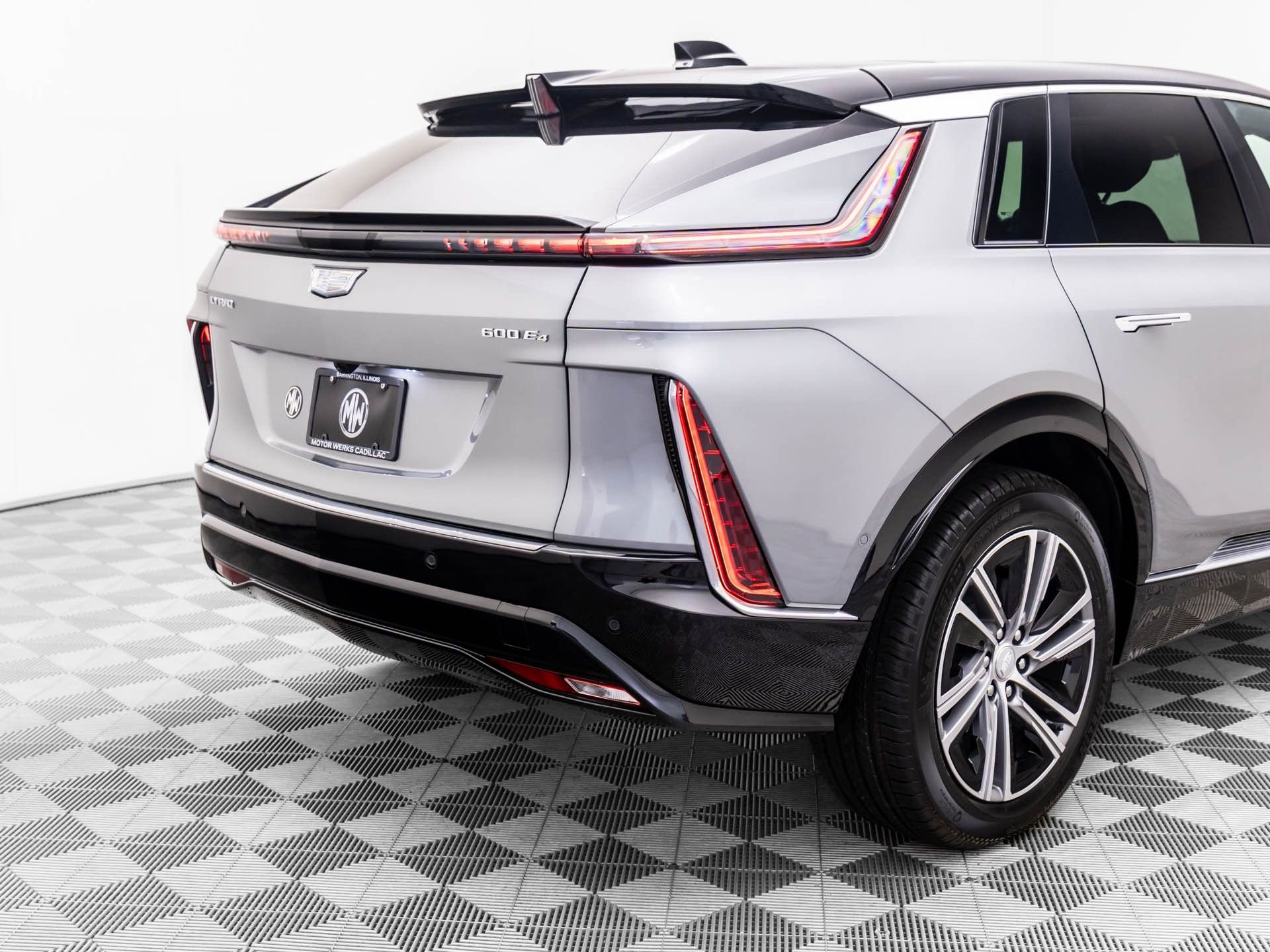 New 2025 Cadillac Lyriq Luxury image 28