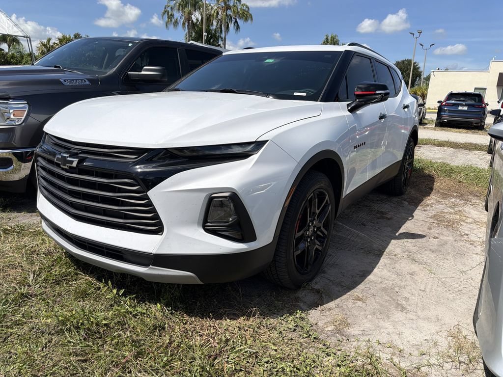 Used 2021 Chevrolet Blazer LT w/ Redline Edition FWD image 3