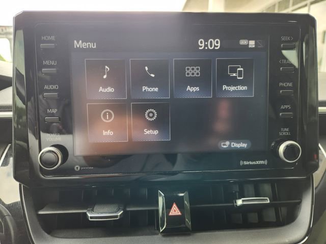 Used 2022 Toyota Corolla SE image 16