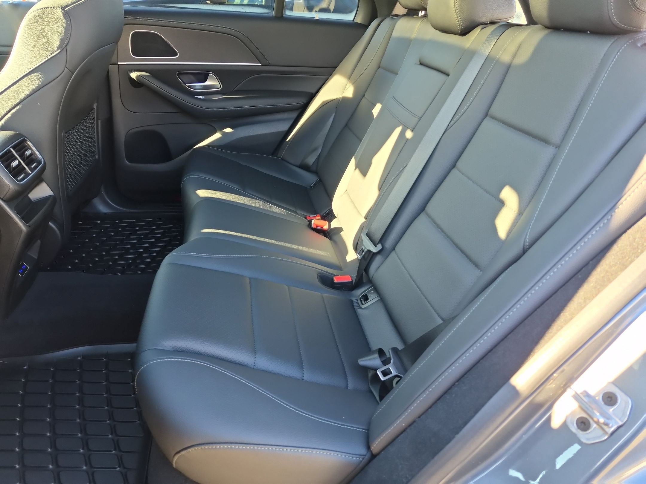 Certified 2024 Mercedes-Benz GLE 450 4MATIC image 30