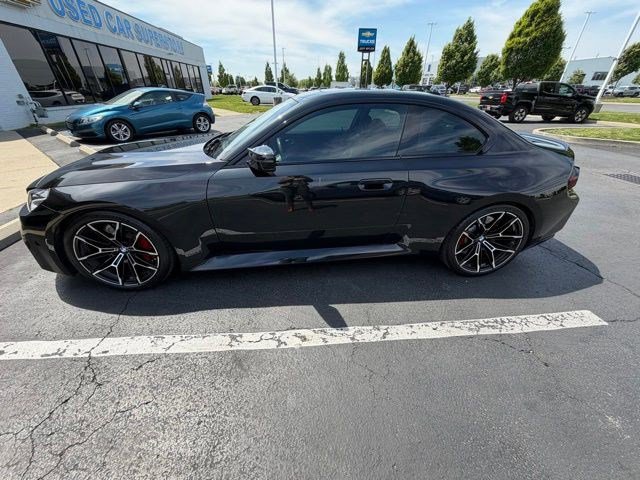 Used 2024 BMW M2 w/ Lighting Package RWD image 2
