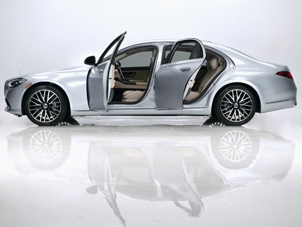 Used 2023 Mercedes-Benz S 580 4MATIC Sedan image 33