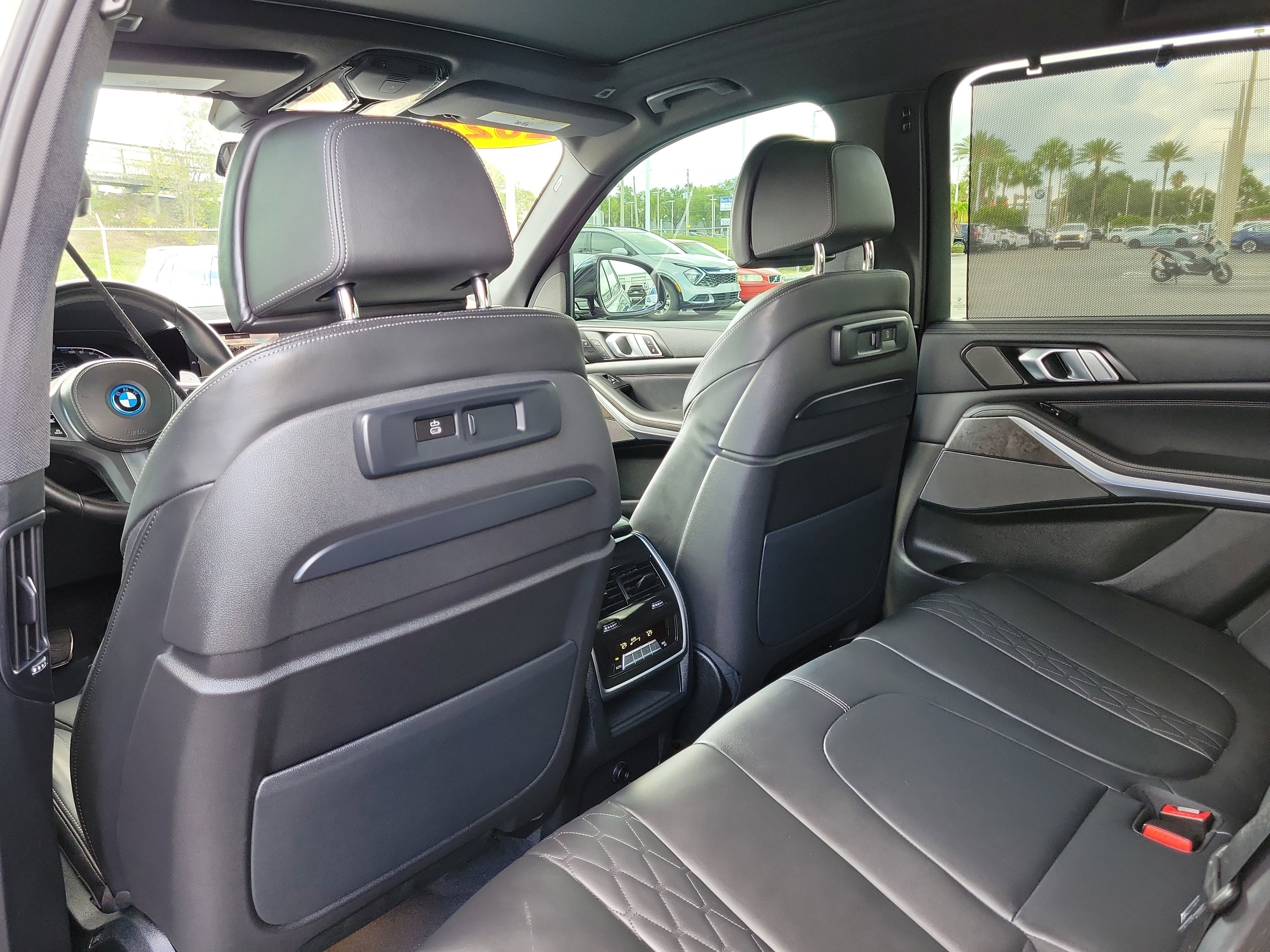 Used 2023 BMW X5 xDrive45e w/ Executive Package AWD/4WD image 12