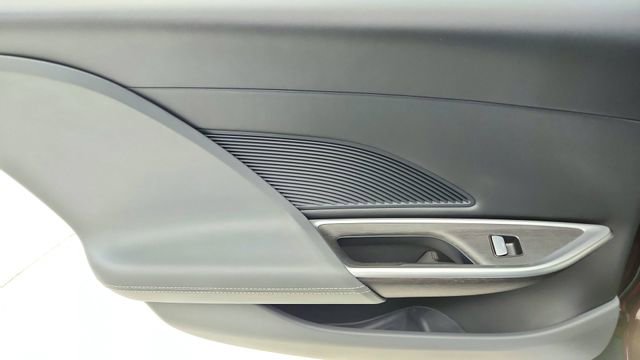 Used 2024 Lucid Air Pure RWD image 31