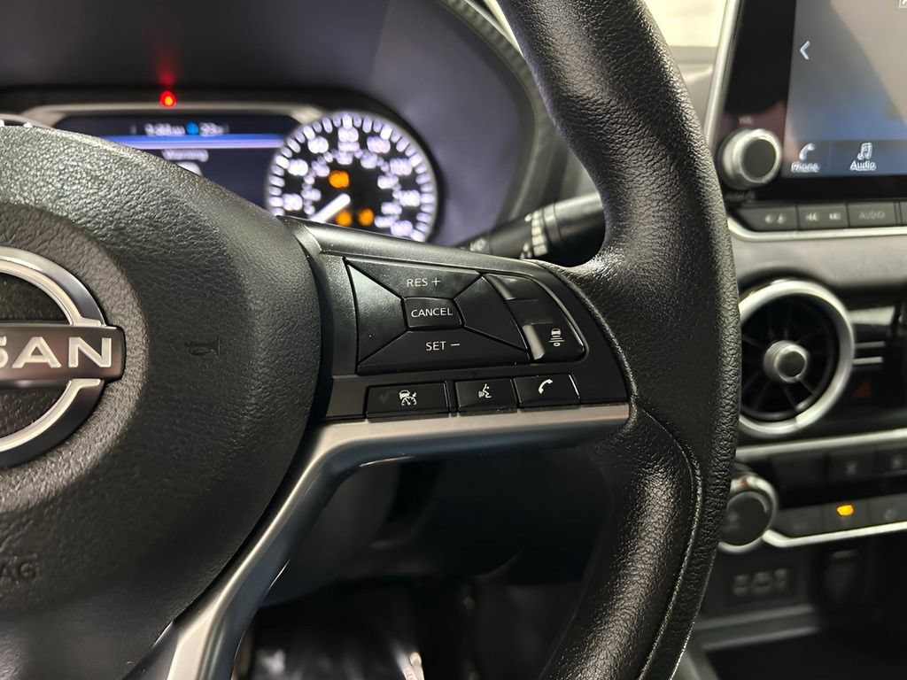 Used 2024 Nissan Sentra SV FWD image 18
