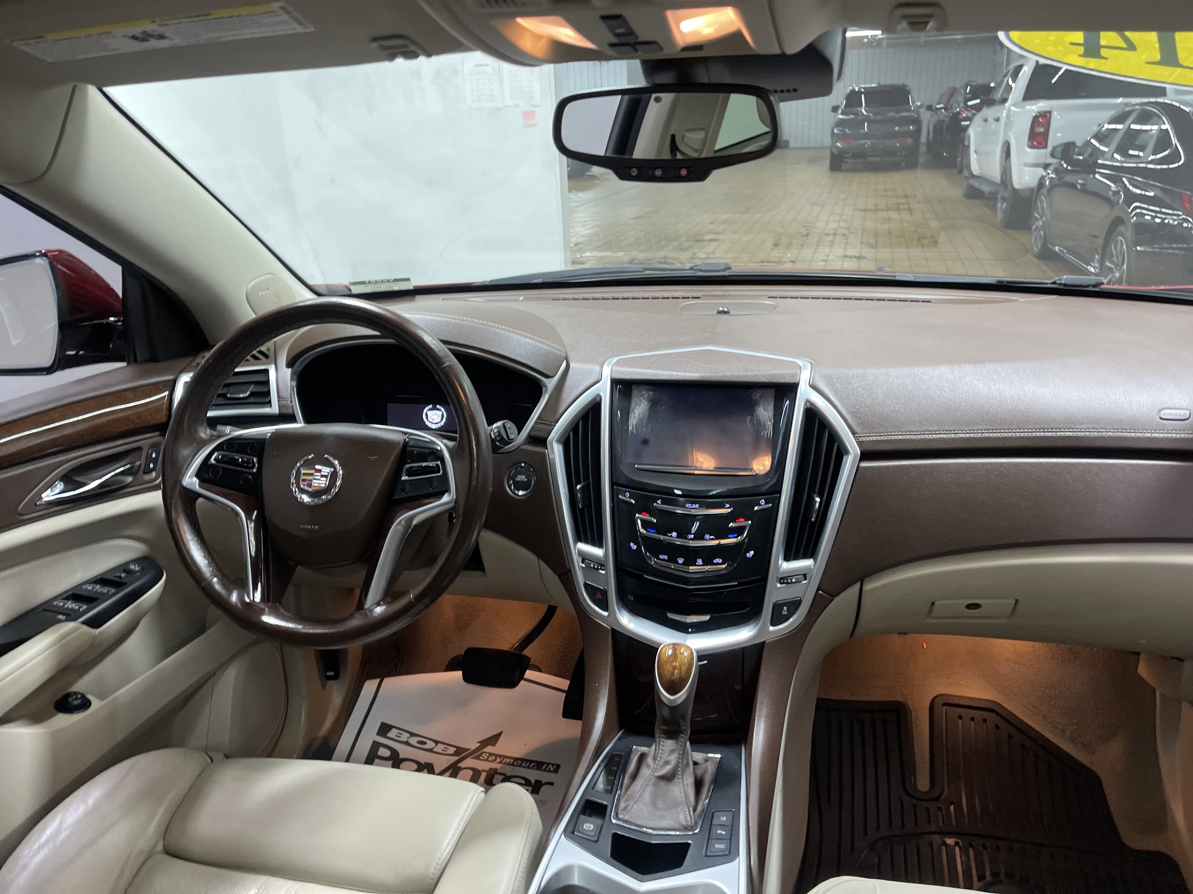 Used 2014 Cadillac SRX Luxury w/ Driver Awareness Package FWD image 23