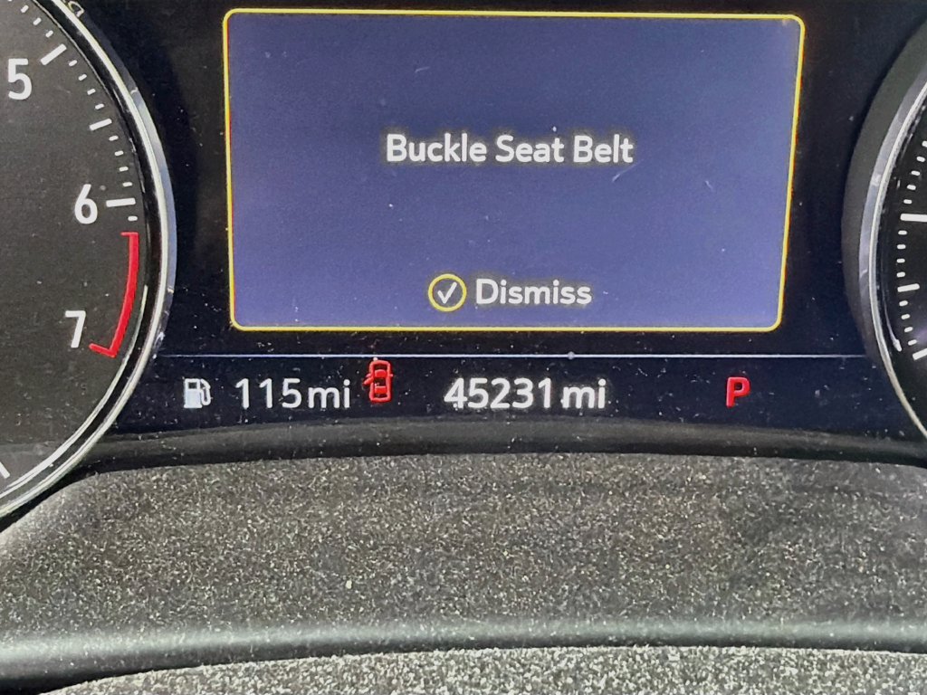 Used 2023 Buick Envision Essence w/ Sport Touring Package FWD image 14