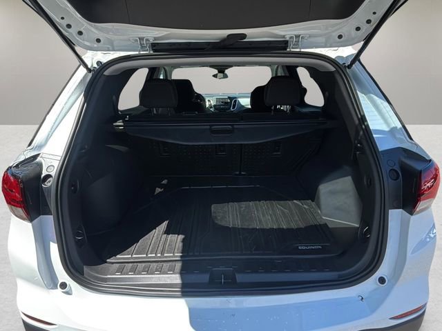 Used 2023 Chevrolet Equinox LT w/ LPO, Floor Liner Package FWD image 31
