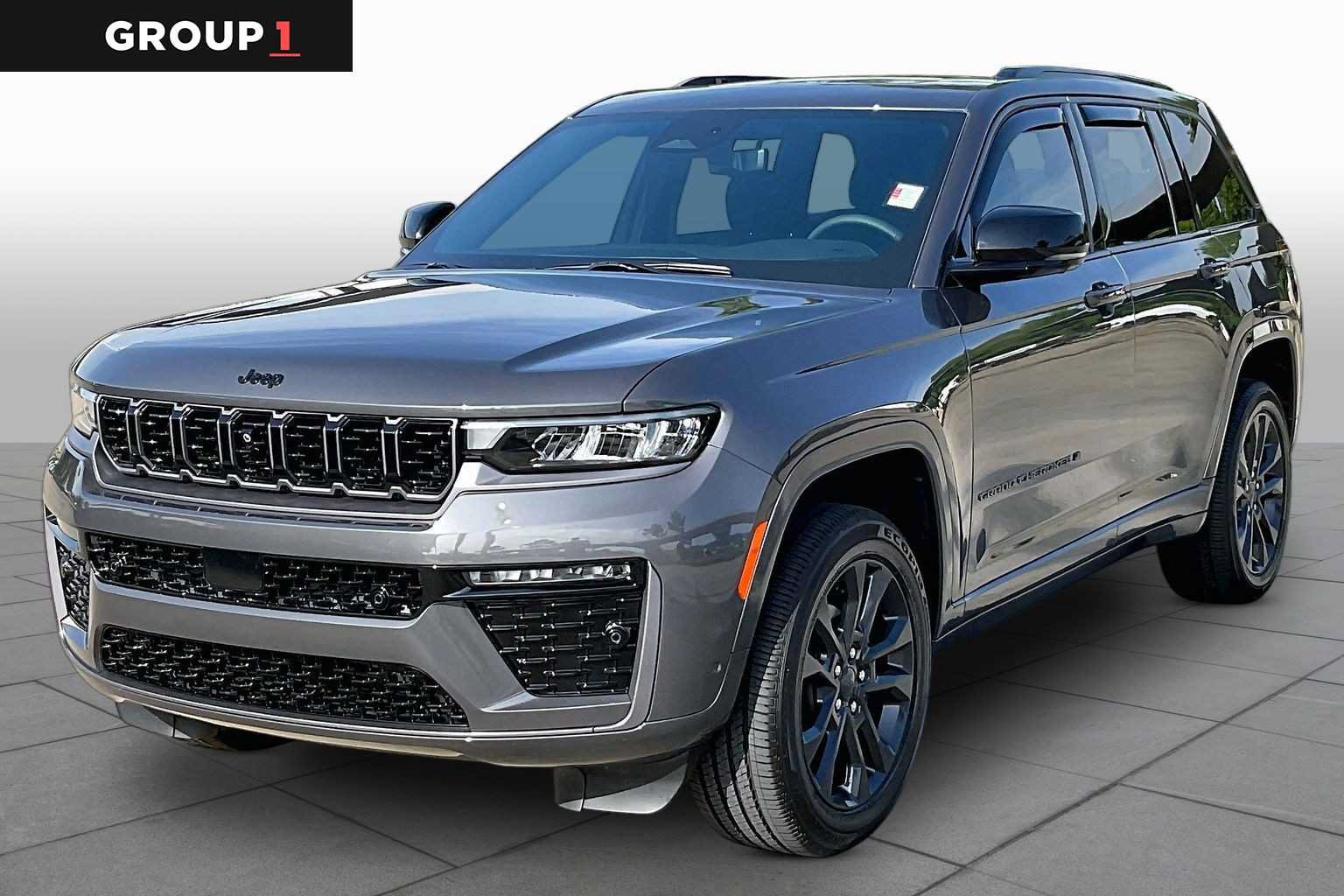 Used 2026 Jeep Grand Cherokee Limited AWD/4WD image 1