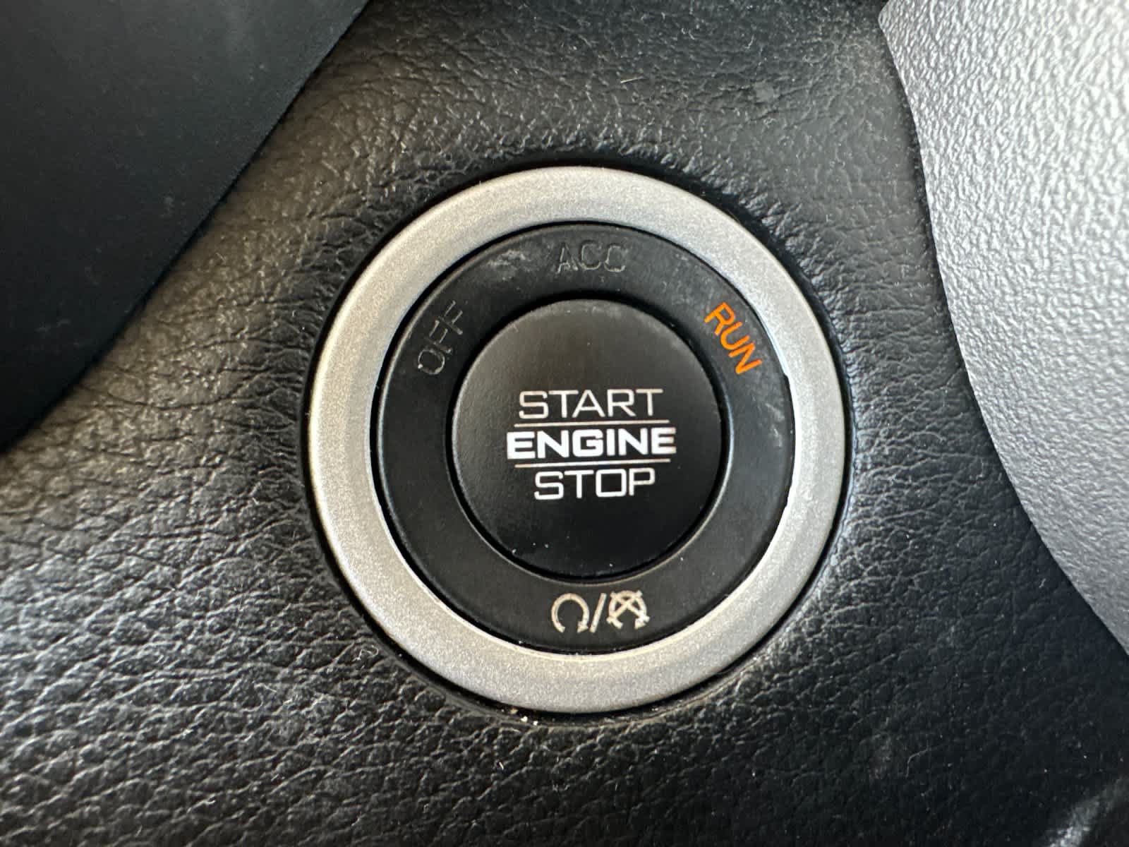 Used 2022 RAM 1500 Laramie w/ Off Road Group AWD/4WD image 46