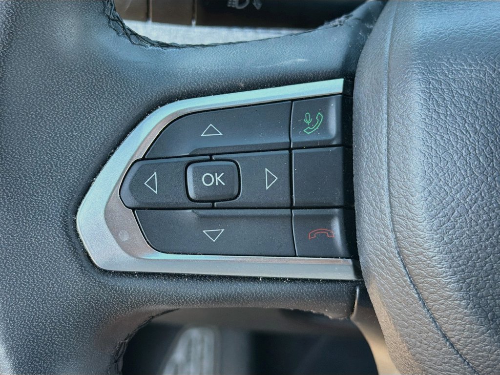 Used 2024 Jeep Compass Latitude AWD/4WD image 19