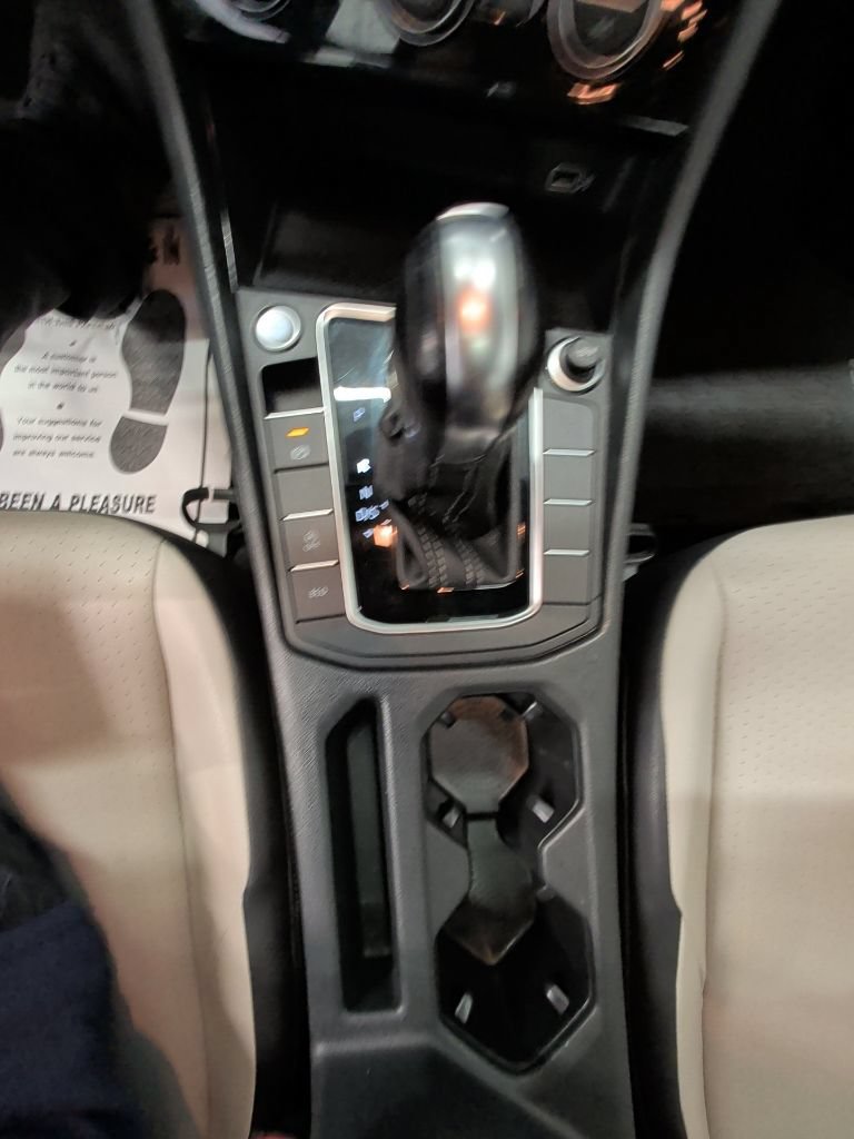 Used 2019 Volkswagen Jetta R-Line FWD image 23