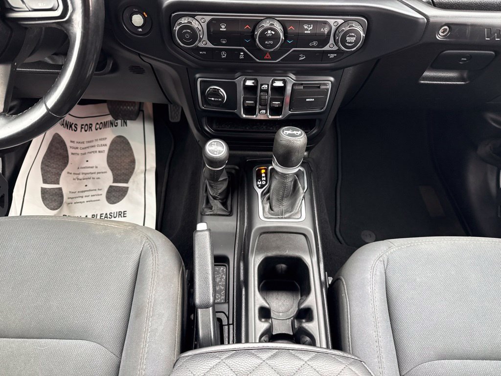 Used 2019 Jeep Wrangler Unlimited Sport S AWD/4WD image 17