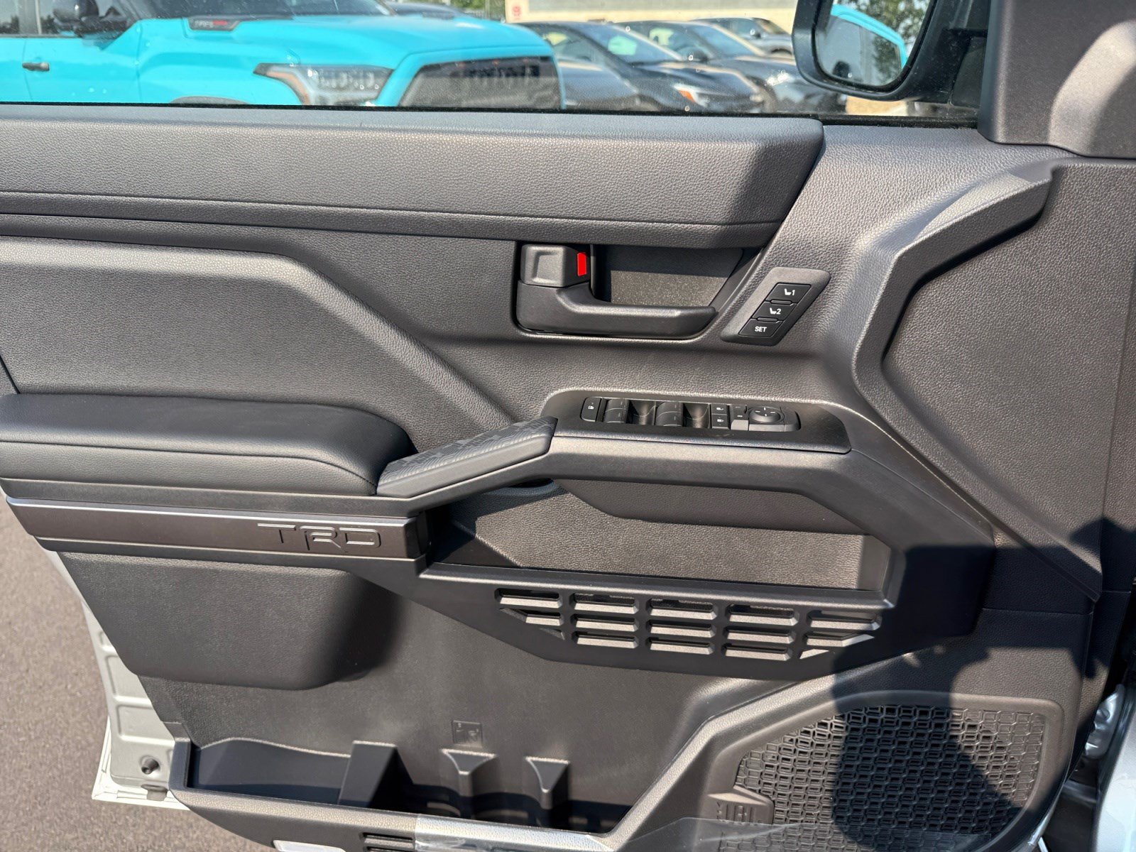 New 2026 Toyota 4Runner 4WD image 13