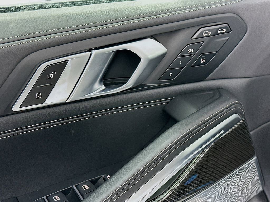 New 2026 BMW X6 M60i image 23