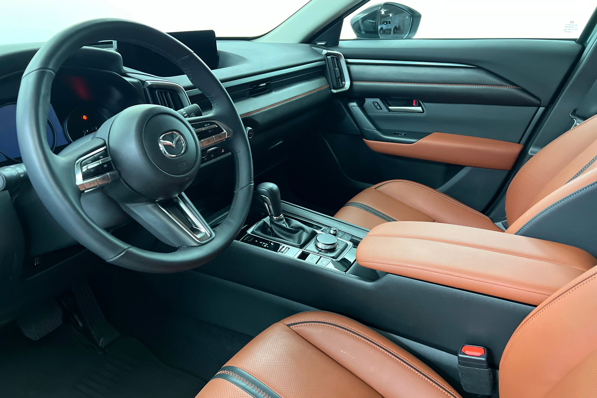 Used 2025 MAZDA CX-50 AWD 2.5 Turbo w/ Premium Pkg image 15