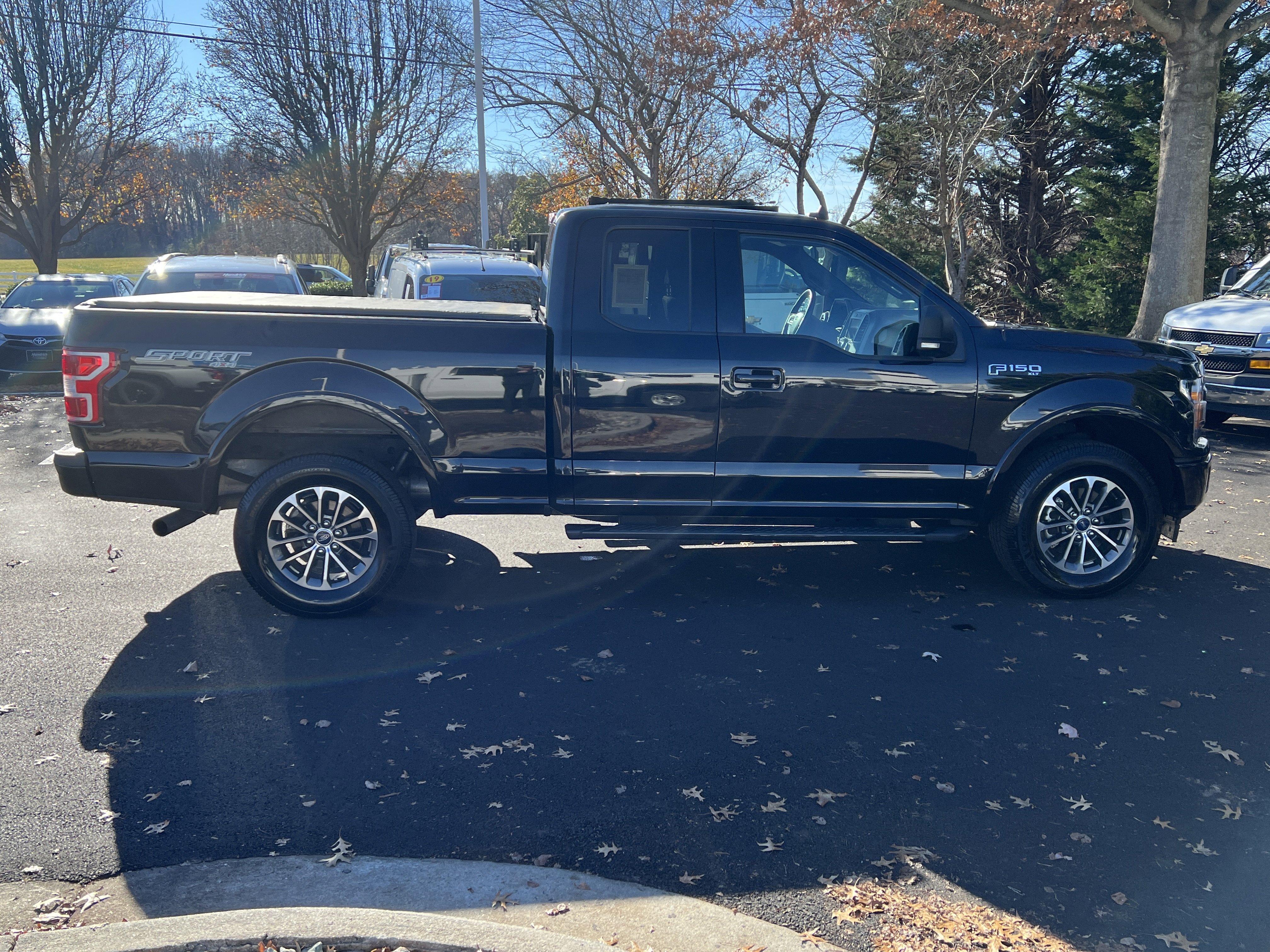 Used 2020 Ford F150 XLT w/ Equipment Group 302A Luxury image 11
