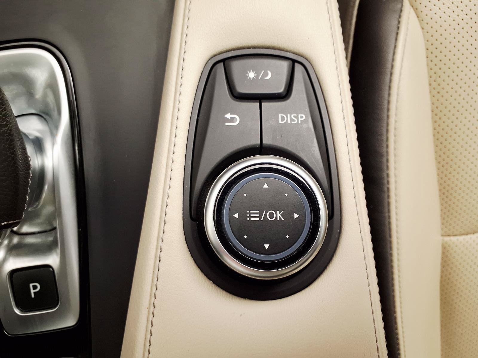 Used 2022 INFINITI QX50 Luxe AWD/4WD image 22