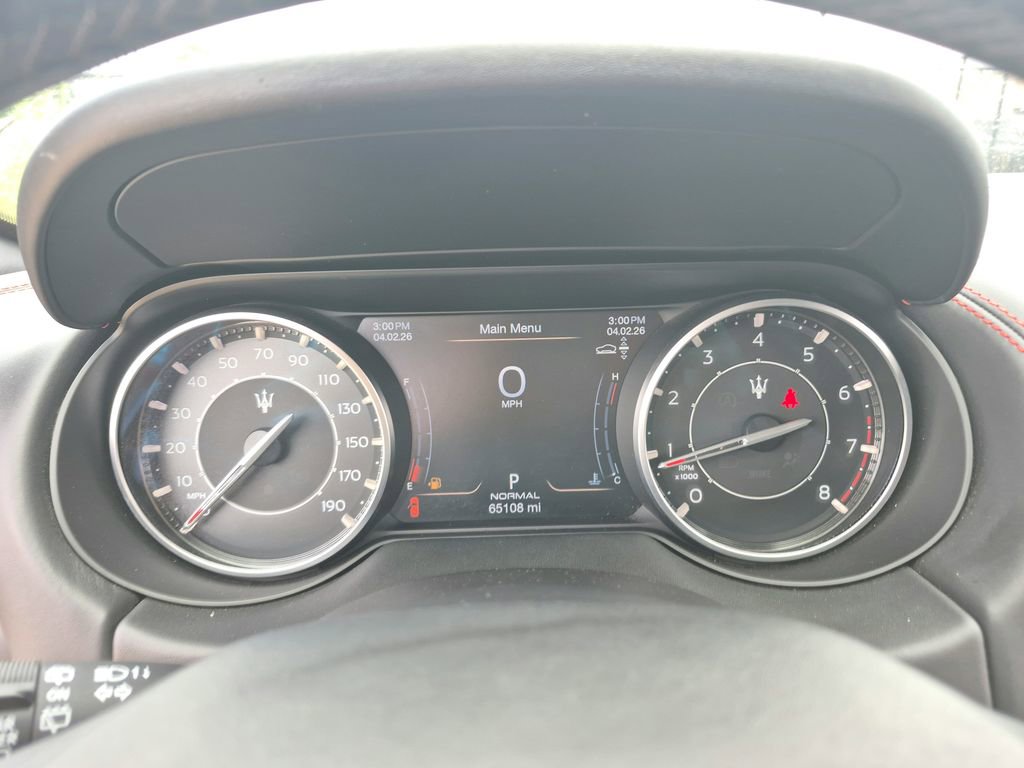 Used 2021 Maserati Levante image 13