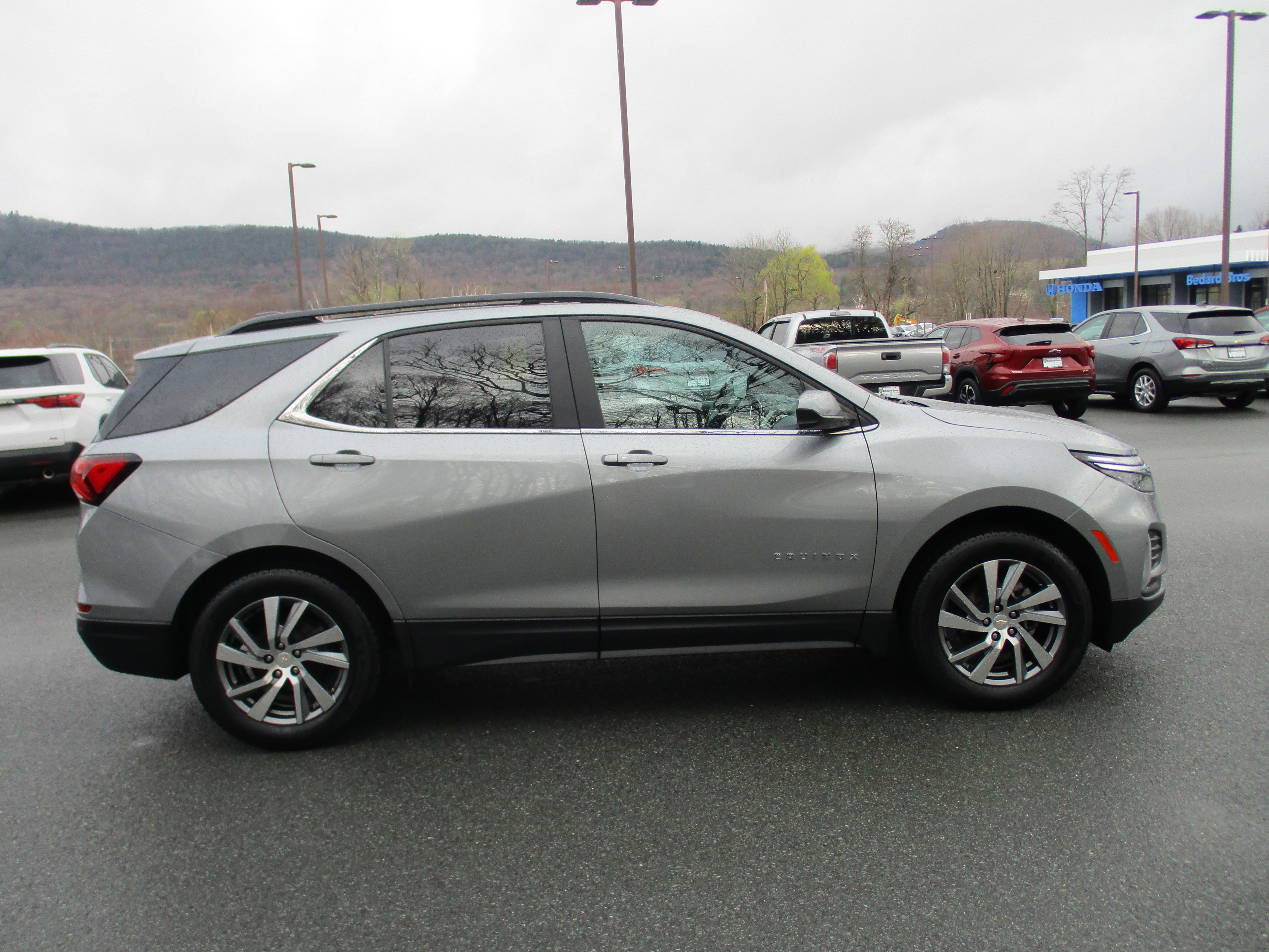 Certified 2023 Chevrolet Equinox LT image 4