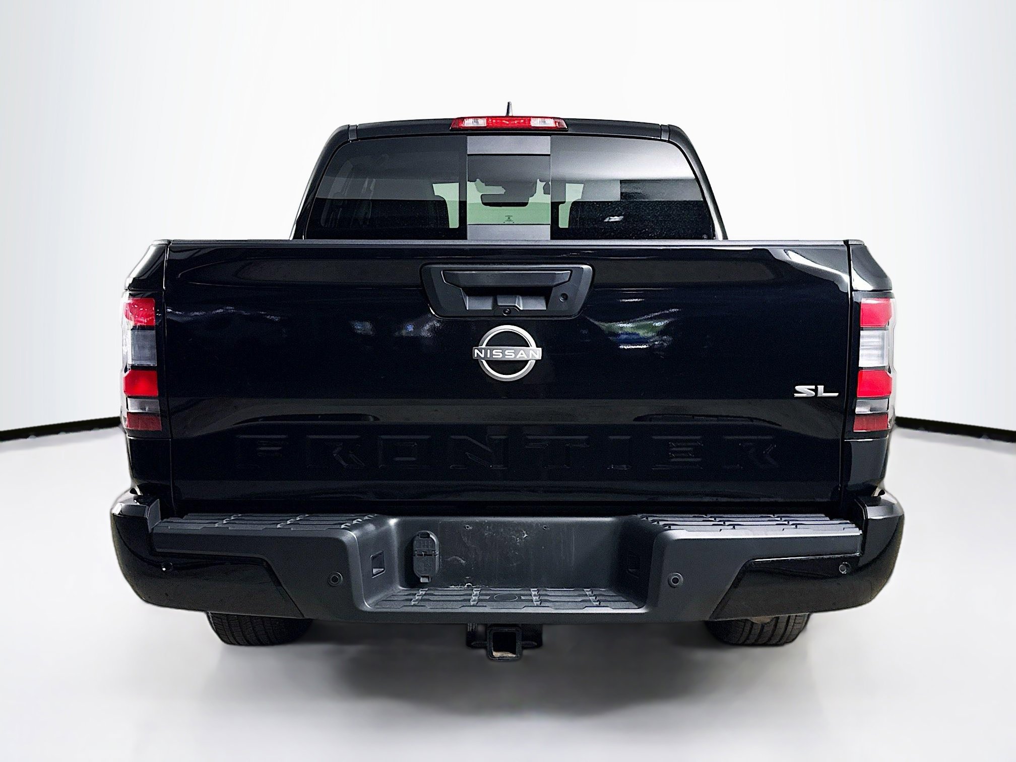 Used 2024 Nissan Frontier SL w/ Technology Package image 31