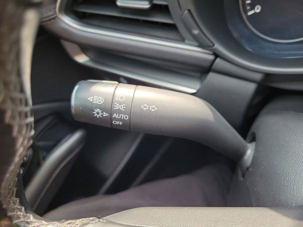 Used 2025 MAZDA MAZDA3 s Sport FWD image 12