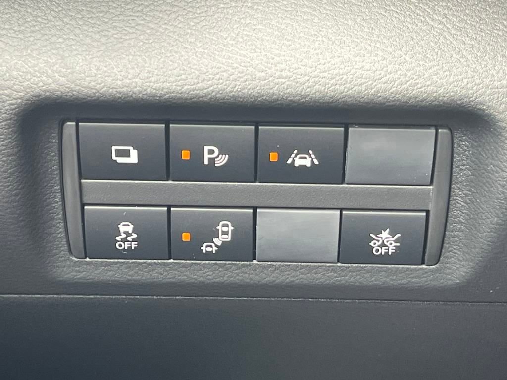 New 2025 Nissan Kicks Play S image 19