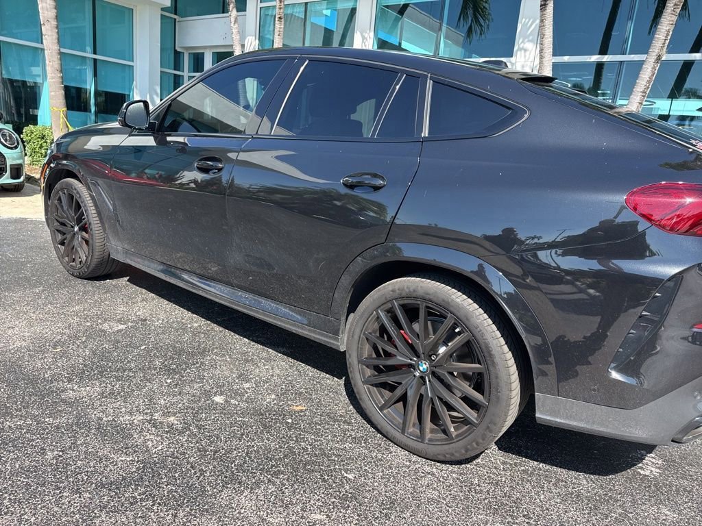 Used 2026 BMW X6 xDrive40i image 10