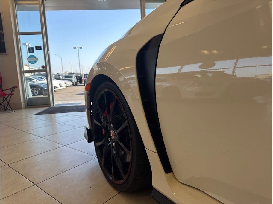 Used 2019 Honda Civic Type R image 25