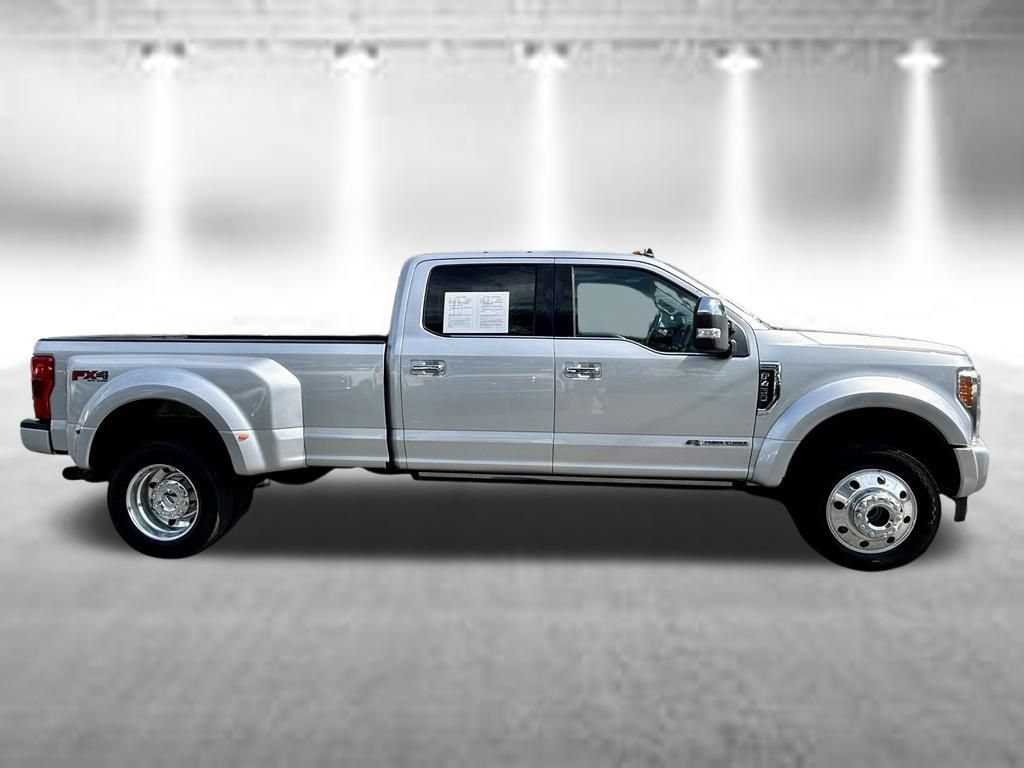 Used 2019 Ford F450 Platinum w/ Platinum Ultimate Package AWD/4WD image 4