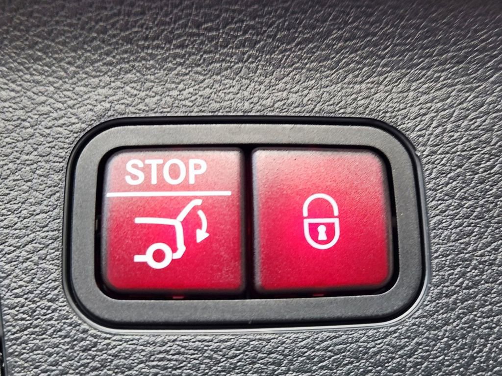 New 2025 Mercedes-Benz GLS 450 4MATIC image 18