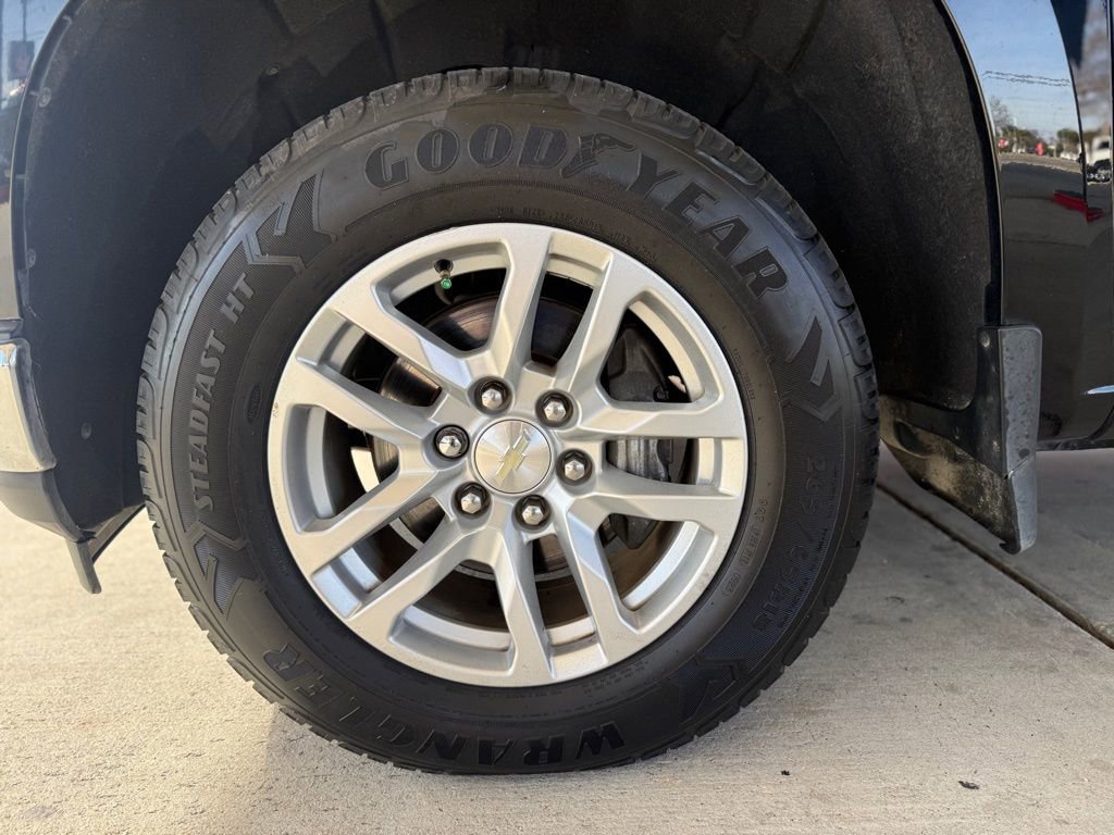 Used 2020 Chevrolet Silverado 1500 LT w/ LT Value Package image 12