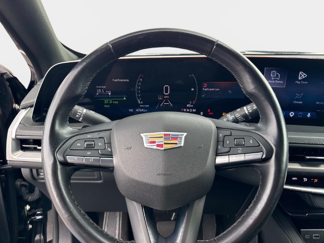 Used 2025 Cadillac XT4 Premium Luxury FWD image 27