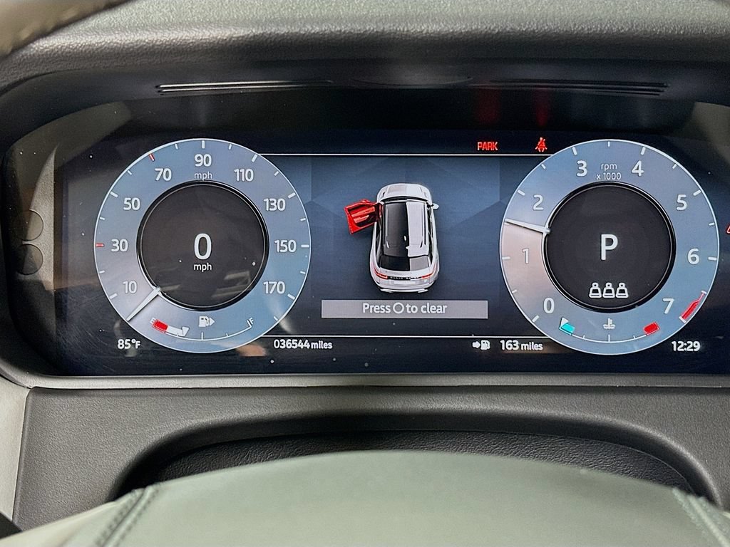 Used 2024 Land Rover Range Rover Velar Dynamic SE AWD/4WD image 13