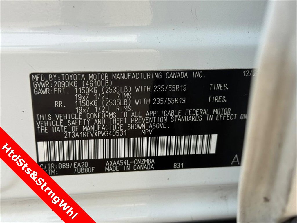 Used 2023 Toyota RAV4 XLE Premium image 30