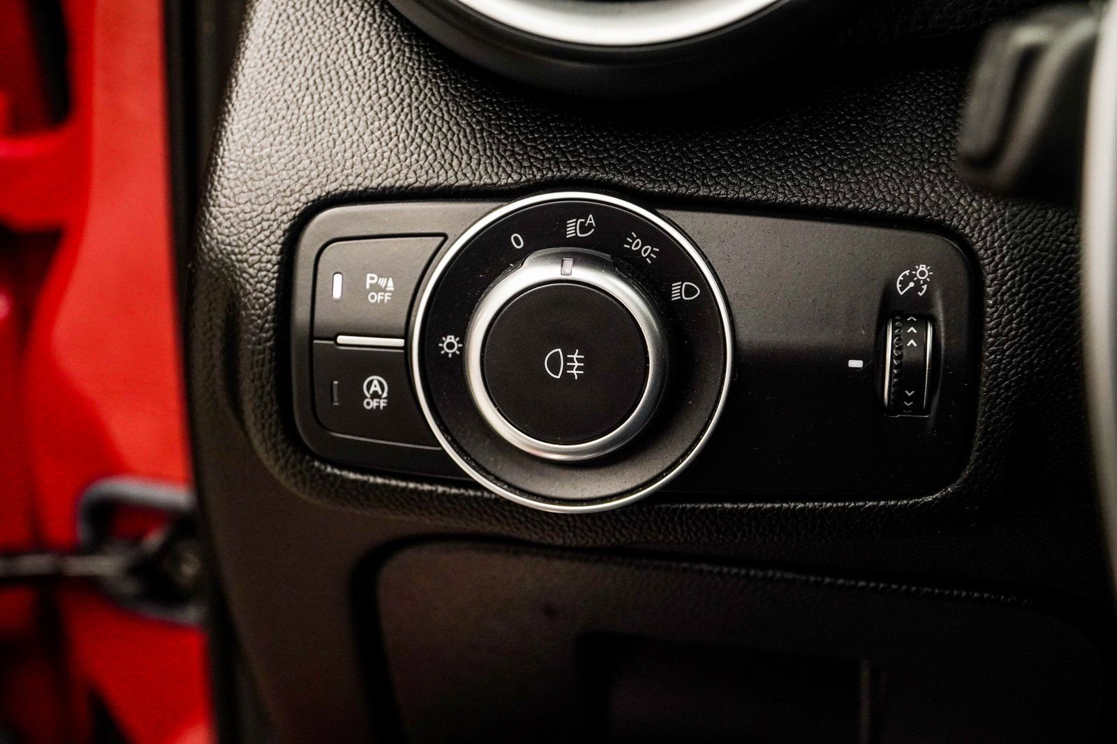 Used 2022 Alfa Romeo Giulia Veloce image 29